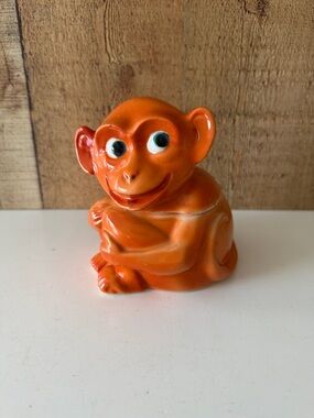 Vintage 1940’s Hand Painted Orange Ceramic Monkey Sugar Bowl 🐵🐒